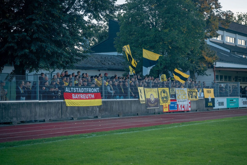 Fans der Oldschdod in Eltersdorf