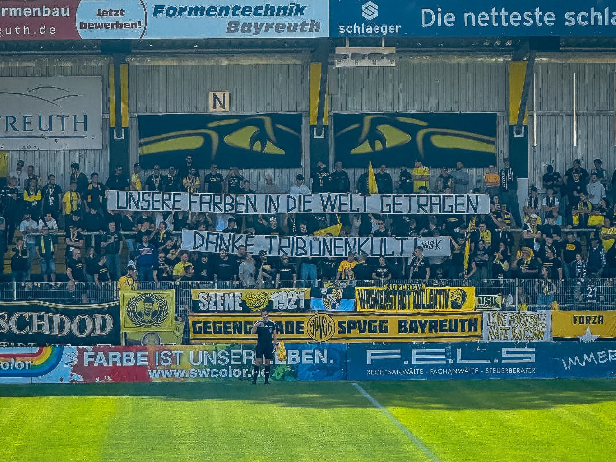 Die SpVgg Bayreuth übernimmt zum 01. Oktober 2026 den Fanartikelverkauf