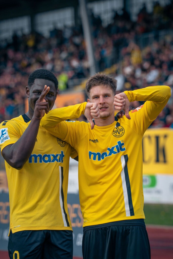 Niklas Doll und Kelvin Onuigwe