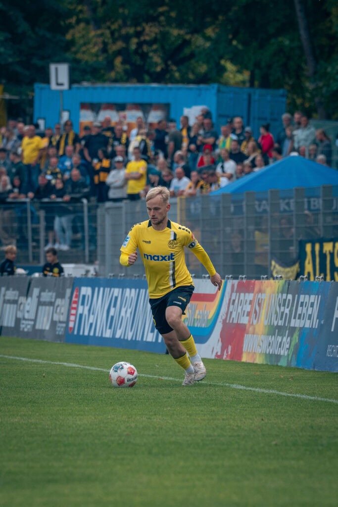 Marco Zietsch am Ball