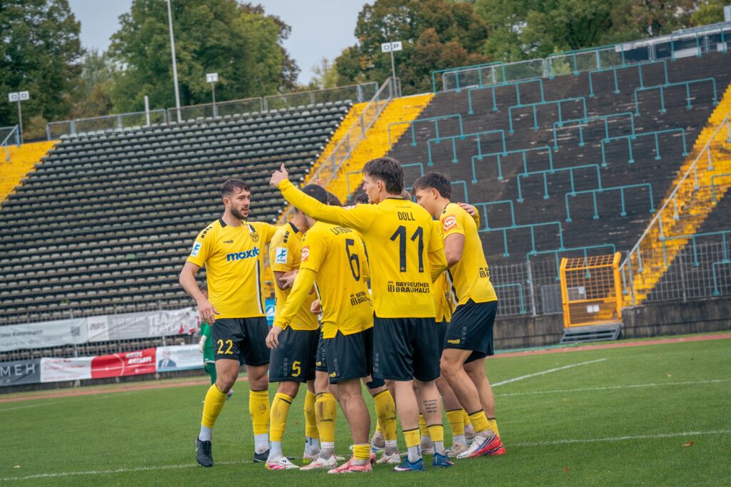 Torjubel gegen Schwaben Augsburg